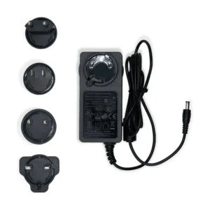 Alimentatore Newland 19 V 3,2 A con spine EU/UK/US/IN per basi e caricabatterie di BS80, N7, MT67, MT93, MT95, WD1, WD2 e WD4 (AD60-D-M) - vista alimentatore con le quattro spine